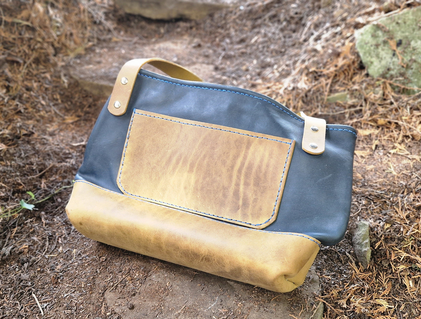 Large tote