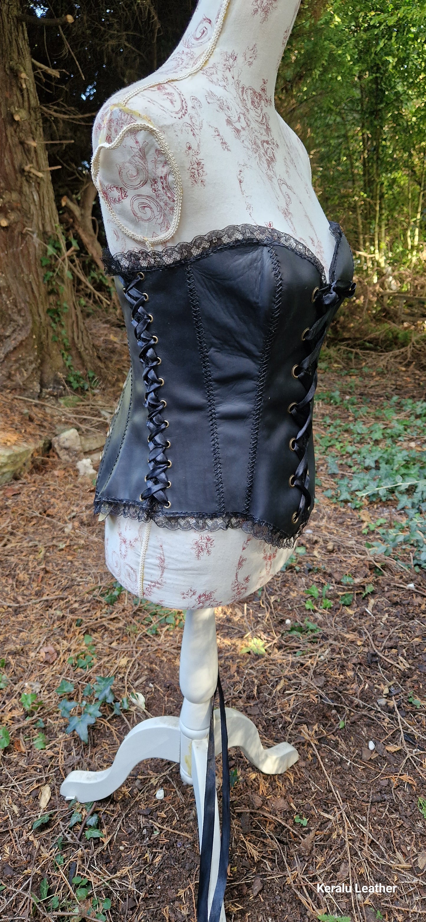 Corset, soft supple leather with stays