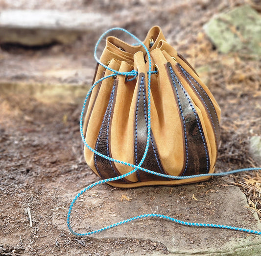 Soft bucket bag
