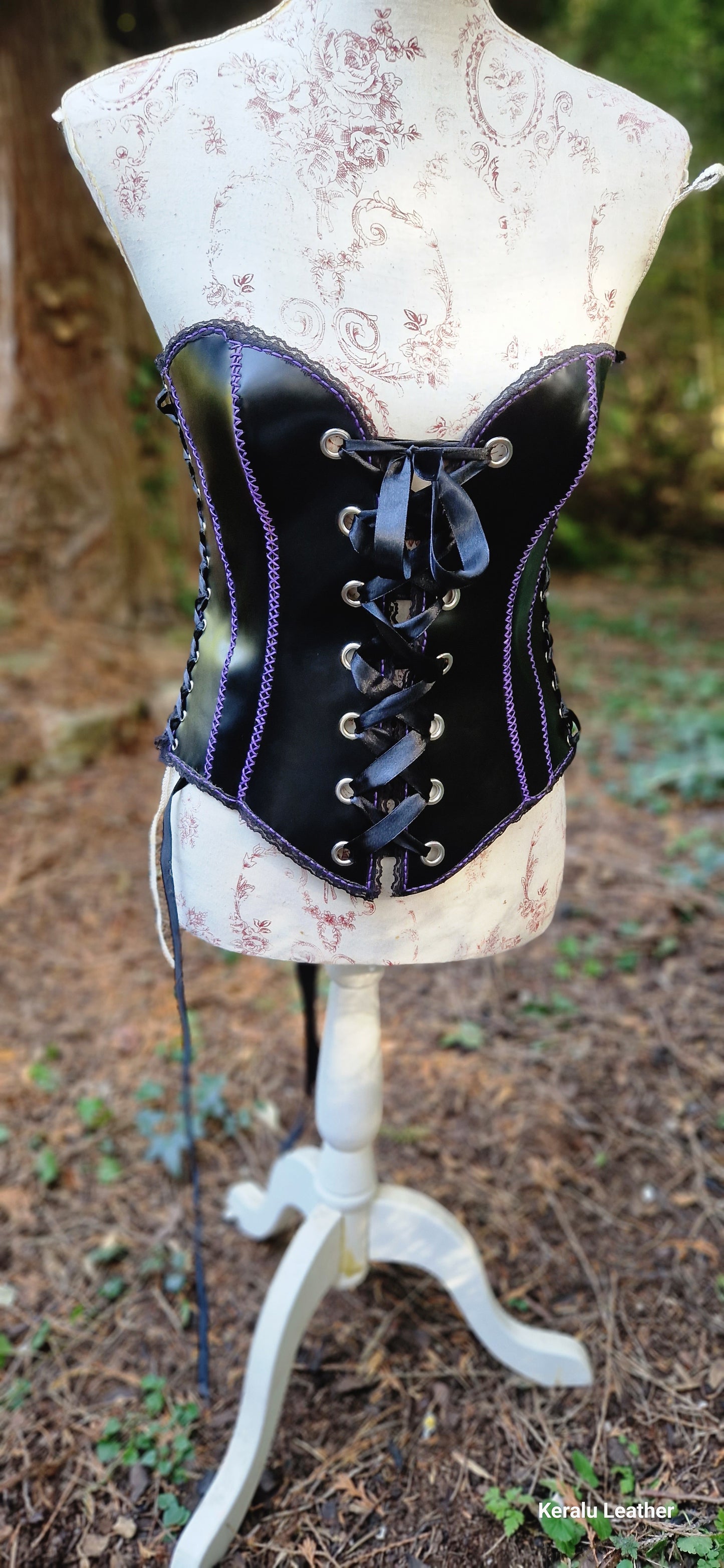 Corset, soft supple leather