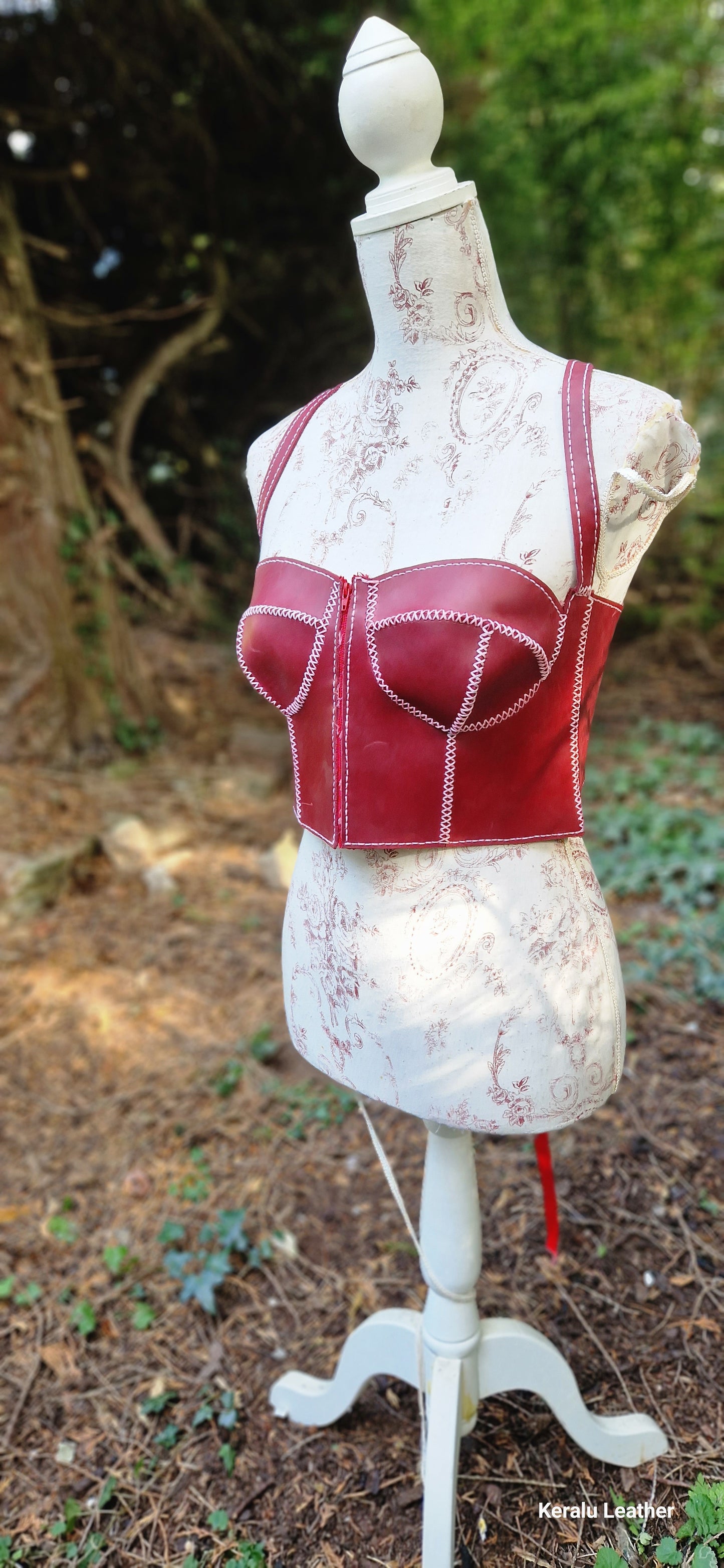 Corset, overbust zip up with shoulder straps