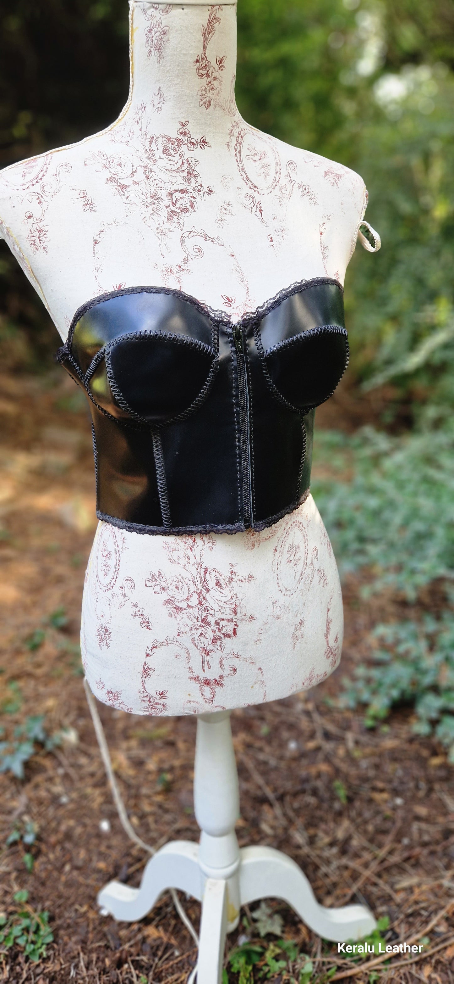 Corset, overbust zip up